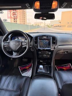 كرايسلر 300